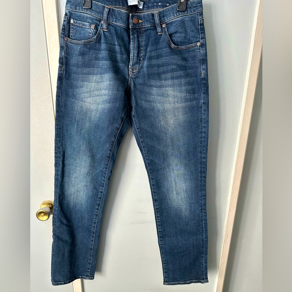 Men’s Fashion Nova Blue Straight Jeans with Natural Fading